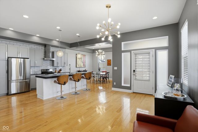 902 Woodlawn Avenue, Indianapolis, IN 46203