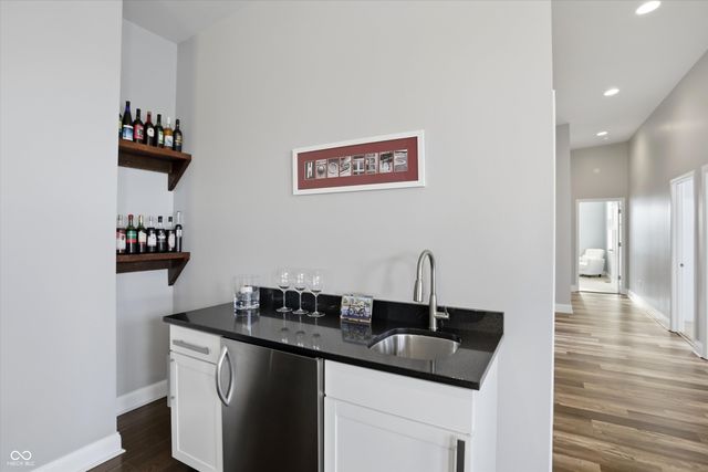 902 Woodlawn Avenue, Indianapolis, IN 46203