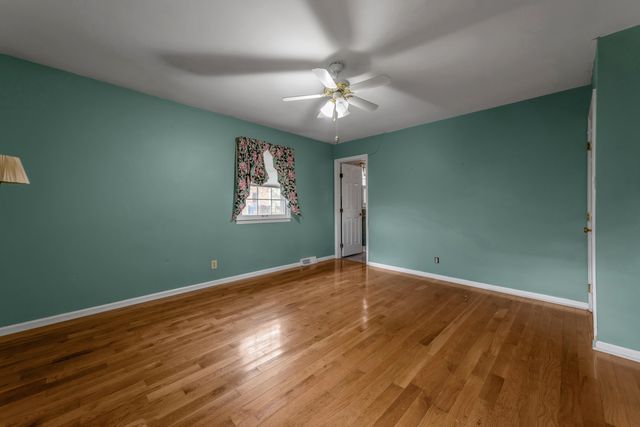 3425 Pepperhill Road, Lexington, KY 40502