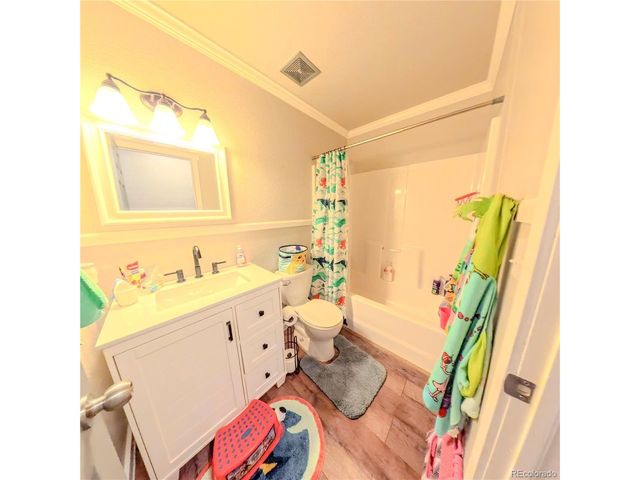 1434 N Ladonia Dr, Pueblo West, CO 81007