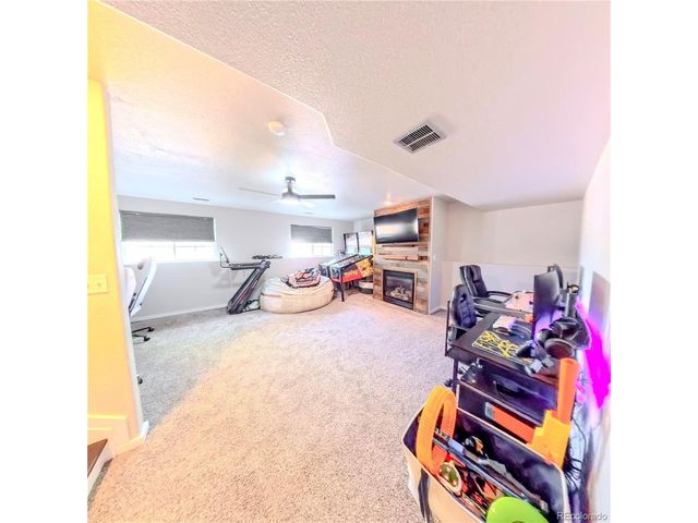 1434 N Ladonia Dr, Pueblo West, CO 81007