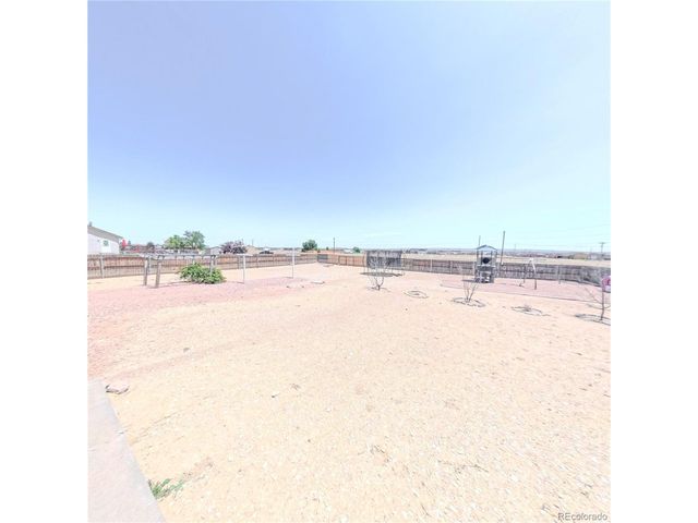 1434 N Ladonia Dr, Pueblo West, CO 81007