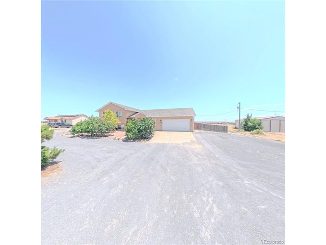 1434 N Ladonia Dr, Pueblo West, CO 81007