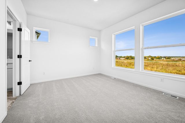 1494 Tyrone Drive, Shakopee, MN 55379