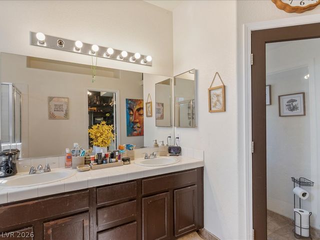323 Wind River Drive, Henderson, NV 89014