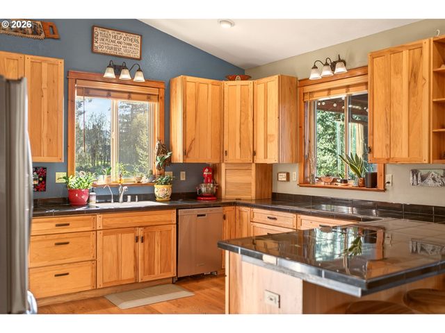 1416 Ne 394TH Ave, Washougal, WA 98671