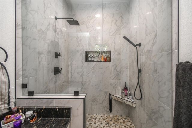 25103 Oaktree Court, Kansas, OK 74347