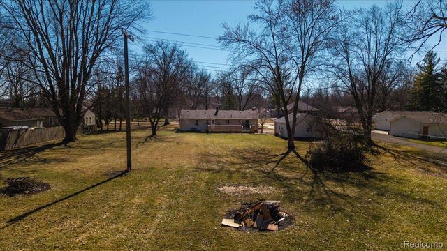 30362 West Road, Huron Charter Township, MI 48164