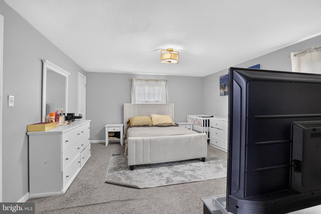 218 PAGEANT LN, Willingboro, NJ 08046