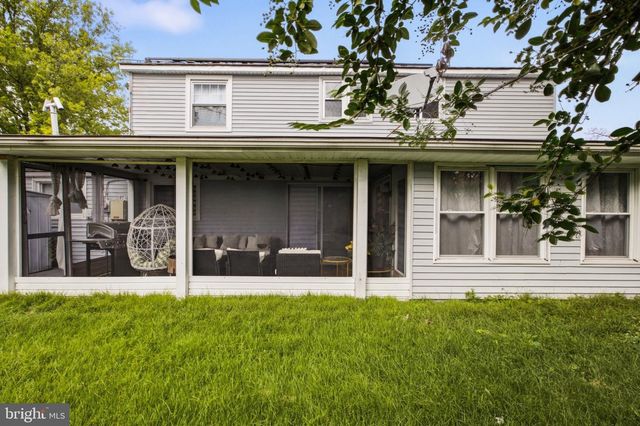 218 PAGEANT LN, Willingboro, NJ 08046