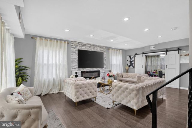 218 PAGEANT LN, Willingboro, NJ 08046