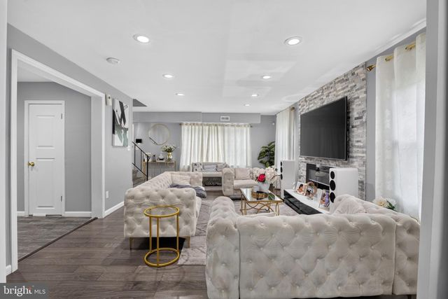 218 PAGEANT LN, Willingboro, NJ 08046
