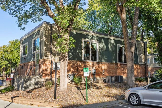7414 W 22nd Street 302, Saint Louis Park, MN 55426