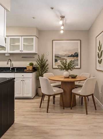 7414 W 22nd Street 302, Saint Louis Park, MN 55426
