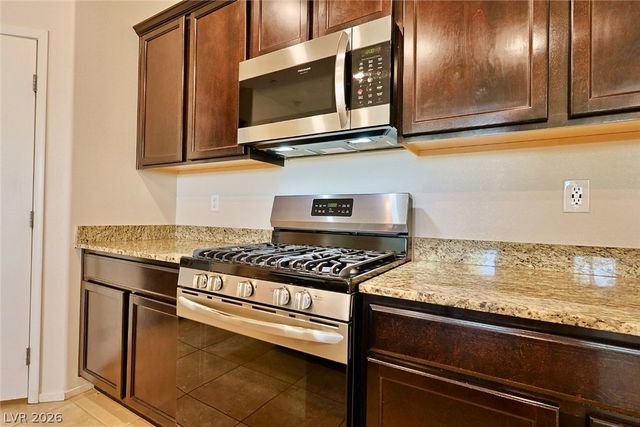 2124 Del Aqua Avenue, Henderson, NV 89002