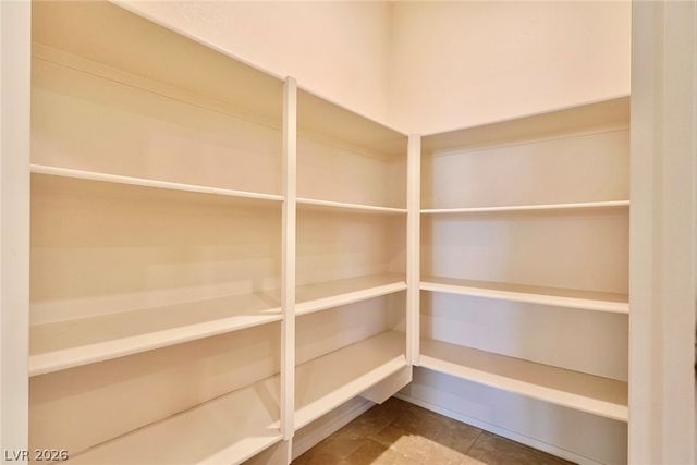 2124 Del Aqua Avenue, Henderson, NV 89002