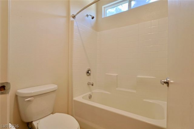 2124 Del Aqua Avenue, Henderson, NV 89002