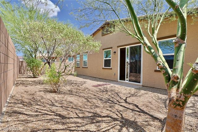 2124 Del Aqua Avenue, Henderson, NV 89002