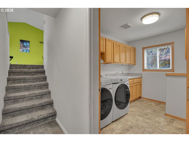 16610 Se HAROLD Ave, Milwaukie, OR 97267