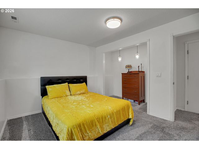 16610 Se HAROLD Ave, Milwaukie, OR 97267