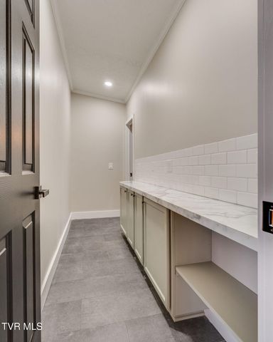 931 Riverside Avenue, Kingsport, TN 37660