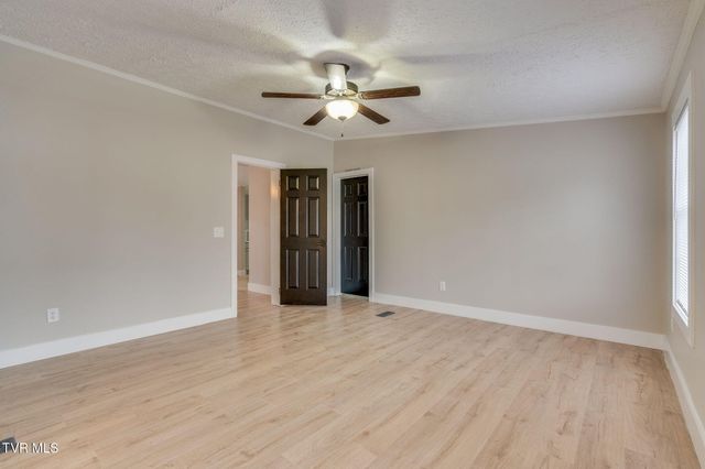 931 Riverside Avenue, Kingsport, TN 37660