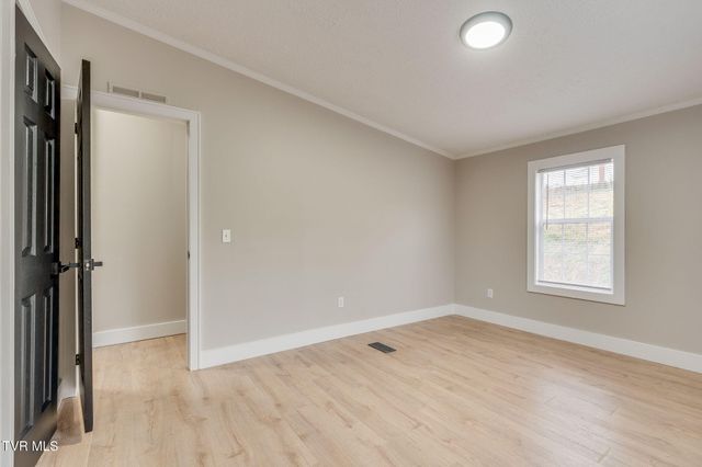 931 Riverside Avenue, Kingsport, TN 37660