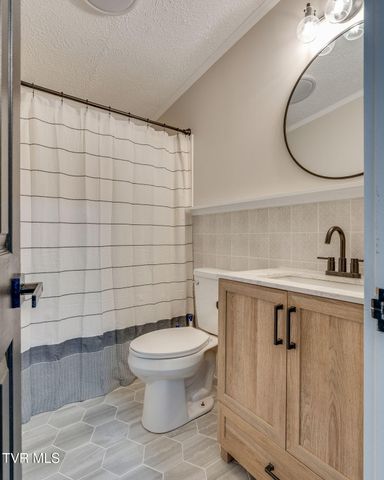 931 Riverside Avenue, Kingsport, TN 37660