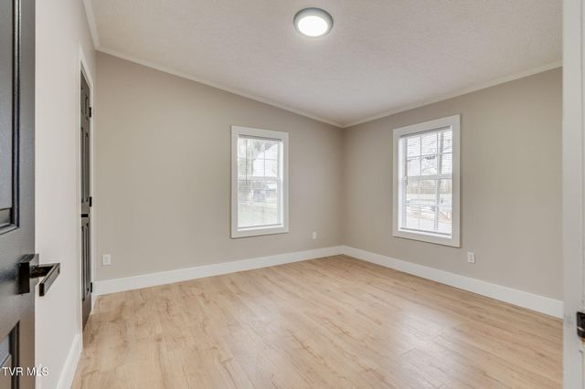 931 Riverside Avenue, Kingsport, TN 37660