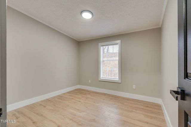 931 Riverside Avenue, Kingsport, TN 37660