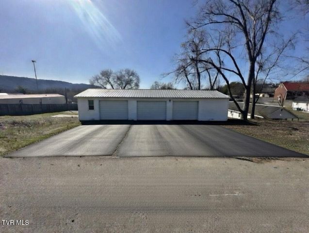 931 Riverside Avenue, Kingsport, TN 37660