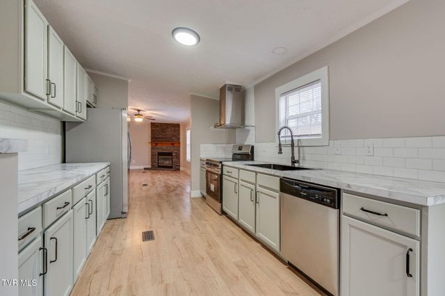 931 Riverside Avenue, Kingsport, TN 37660