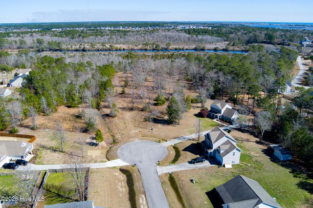 118 Norine Drive, Holly Ridge, NC 28445