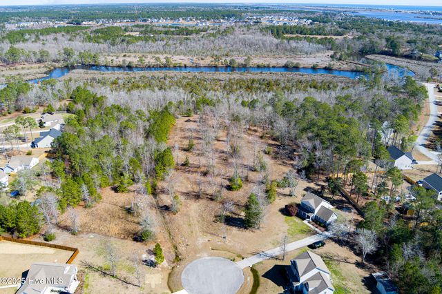 118 Norine Drive, Holly Ridge, NC 28445
