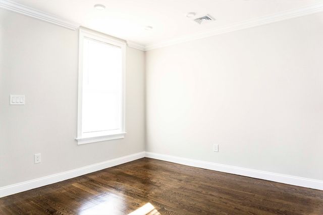 75 Morris St. 3, Boston, MA 02128