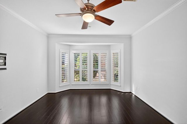 11 Sheephorn Court, Magnolia, TX 77354