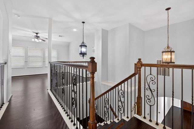 11 Sheephorn Court, Magnolia, TX 77354