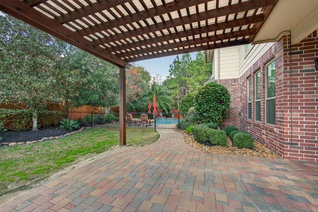 11 Sheephorn Court, Magnolia, TX 77354