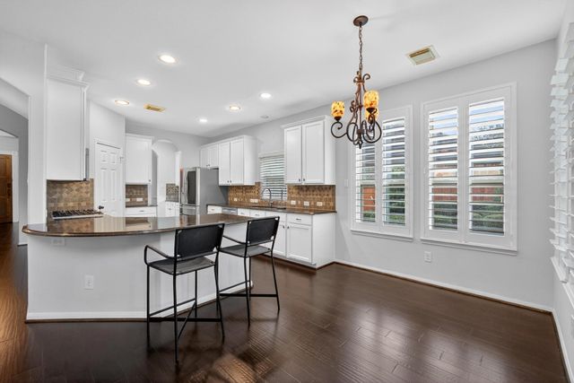 11 Sheephorn Court, Magnolia, TX 77354