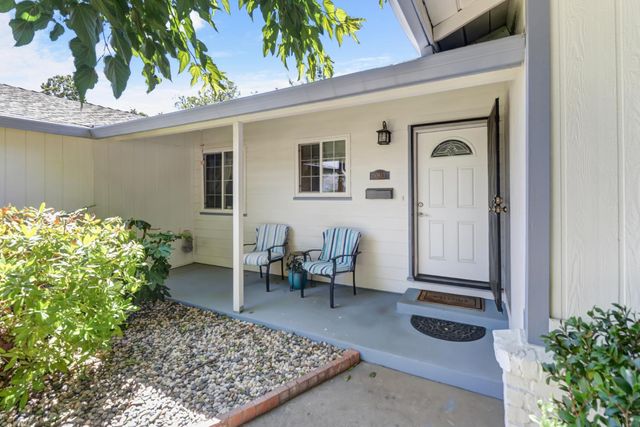 10613 Pedro Way, Rancho Cordova, CA 95670