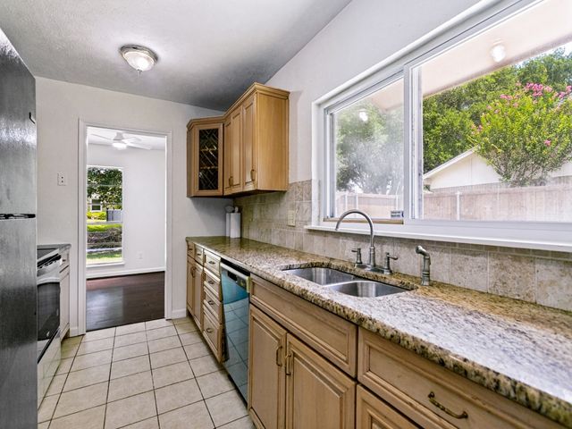 912 Whitehall Drive, Plano, TX 75023