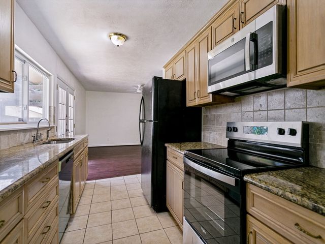 912 Whitehall Drive, Plano, TX 75023