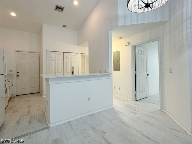 6265 Vista Garden WAY B, Naples, FL 34112