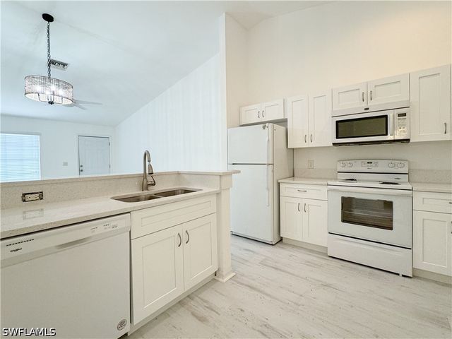 6265 Vista Garden WAY B, Naples, FL 34112