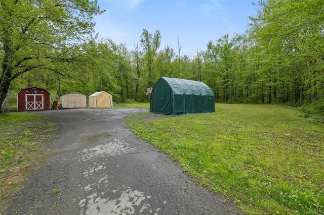594 County Route 22, Middletown, NY 10940