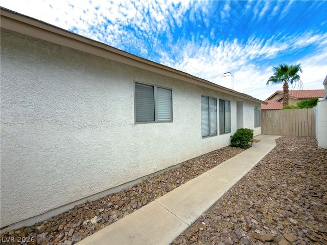 4540 Cedarspring Drive, Las Vegas, NV 89103