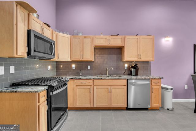 1541 Burnstone Drive, Stone Mountain, GA 30088