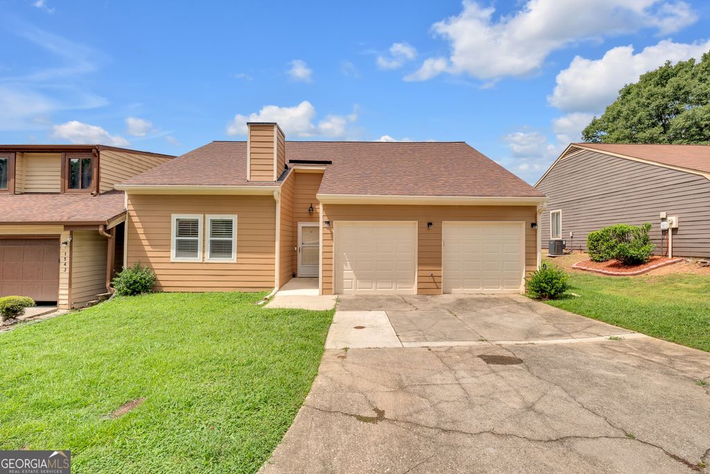 1541 Burnstone Drive, Stone Mountain, GA 30088