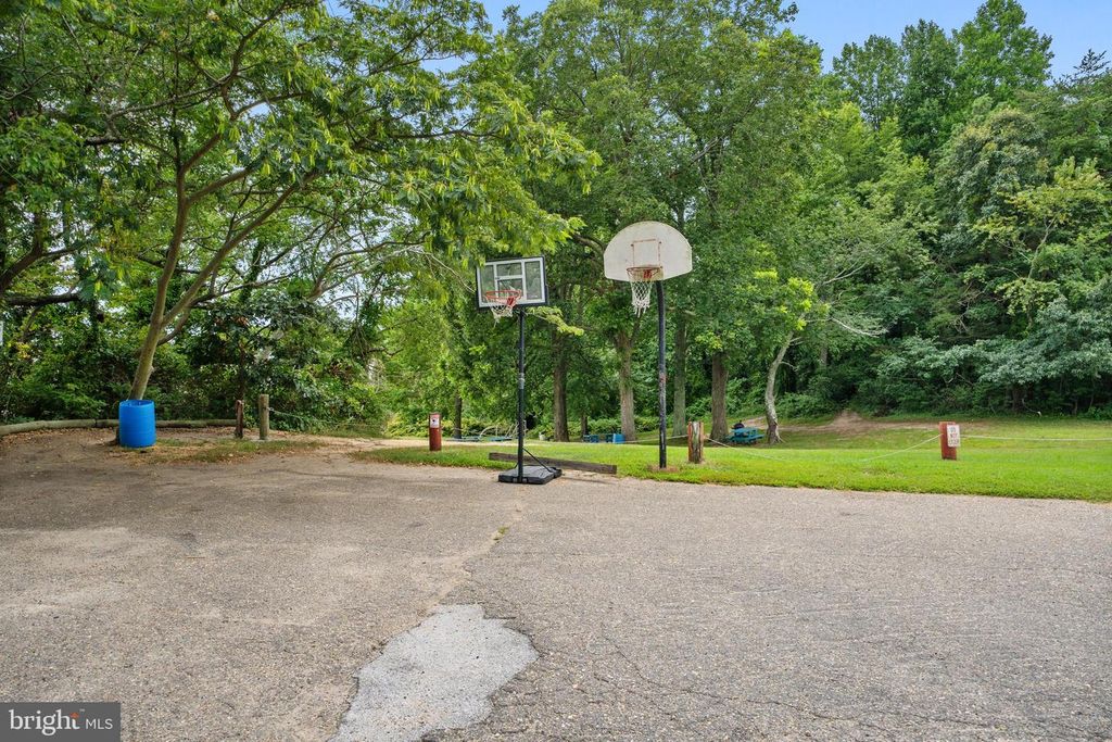 Image 49 of property listing at 4390 WOODVIEW LN, Prince Frederick, MD 20678