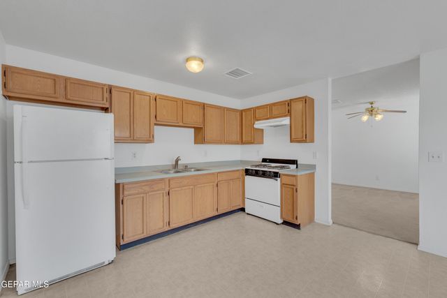 3856 TIERRA ALAMO Drive, El Paso, TX 79938